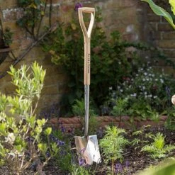Kent & Stowe Stainless Steel Digging Spade 7 Kent & Stowe Stainless Steel Digging Spade -WEBBS Sales 1031048 3
