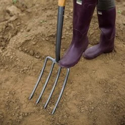 Kent & Stowe Carbon Steel Digging Fork 7 Kent & Stowe Carbon Steel Digging Fork -WEBBS Sales 1031068 3