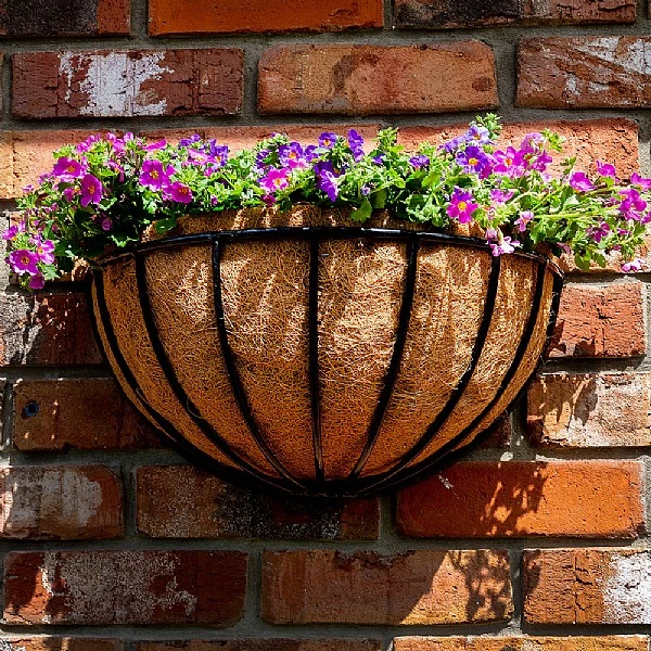 Tom Chambers Cottage Forge Hayrack With Liner 2 Tom Chambers Cottage Forge Hayrack With Liner - Image 2